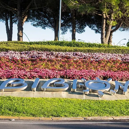 Three-Bedroom Apartment Very Close To The Beach Bibione Exterior photo