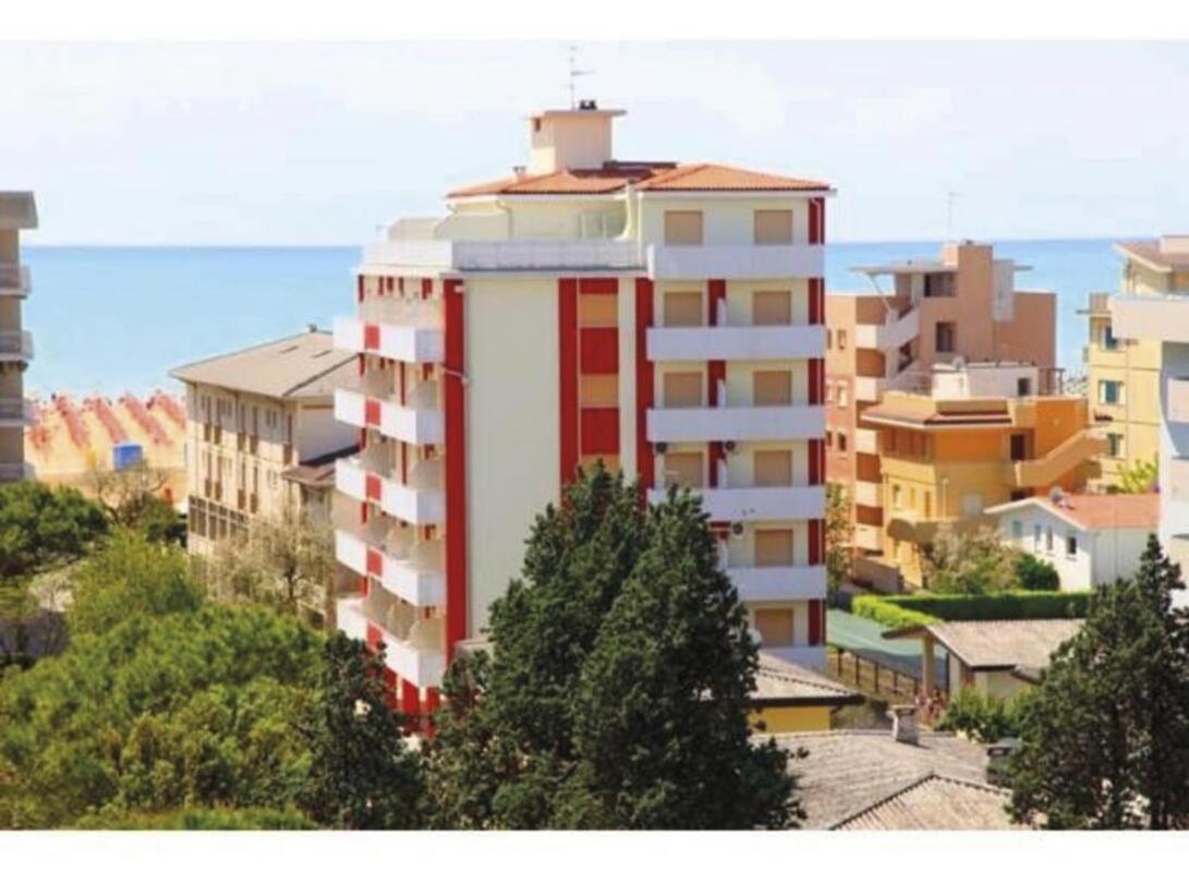 Apartment Three-bedroom Very Close To The Bibione
